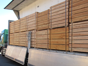 木材製品の製造・出荷風景